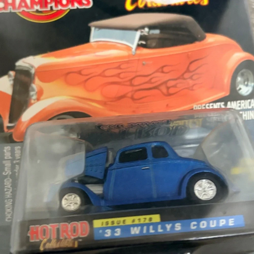 Racing Champions Hot Rod Collectibles Set 40 Ford 64 Mustang 33 Willys 1:64
